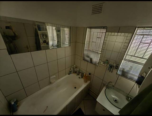 3 BEDROOM HOUSE FOR SALE IN VANDERBIJLPARK SW 1